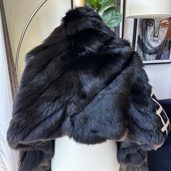 Bob Mackie RARE Oversized Fox Fur Stole Wrap Shawl. 9ft! - Picture 3 of 16